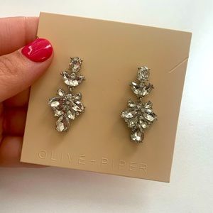 NWT Olive+Piper silver Marbella earrings